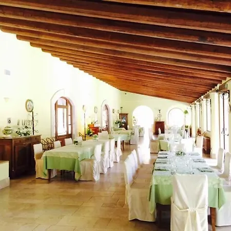 Masseria Protomastro Farm stay *