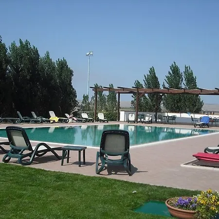 Masseria Protomastro Farm stay *